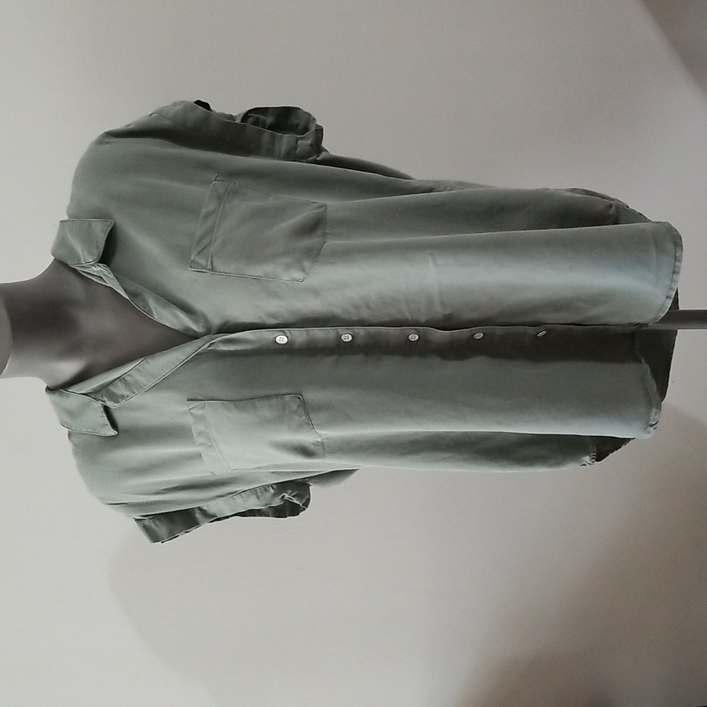 JACHS Girlfriend Olive Green Button Front Short Sleeve Blouse